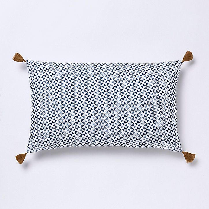 Coussin GoodHome Campton bleu 30 x 50 cm