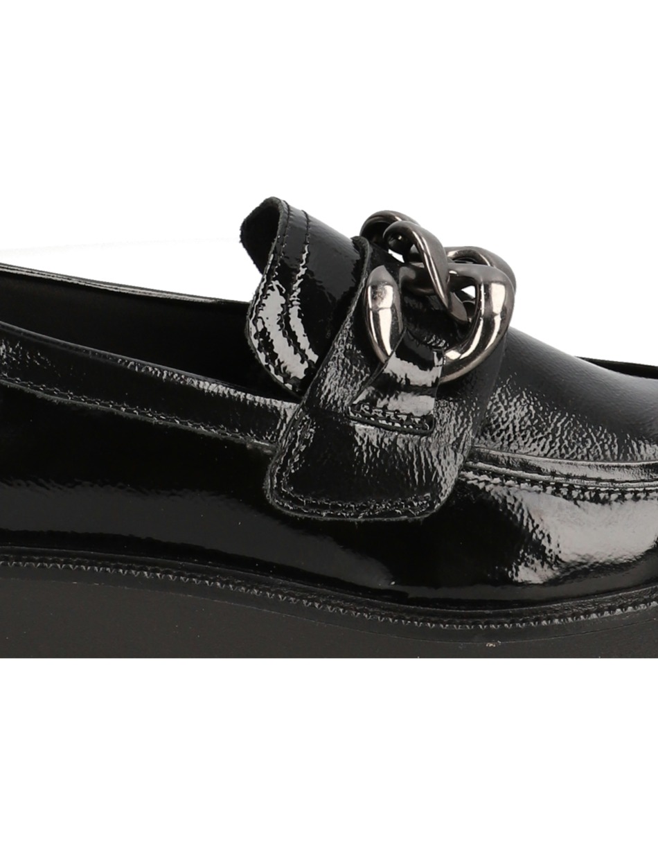 Lackleder Slipper klassisch