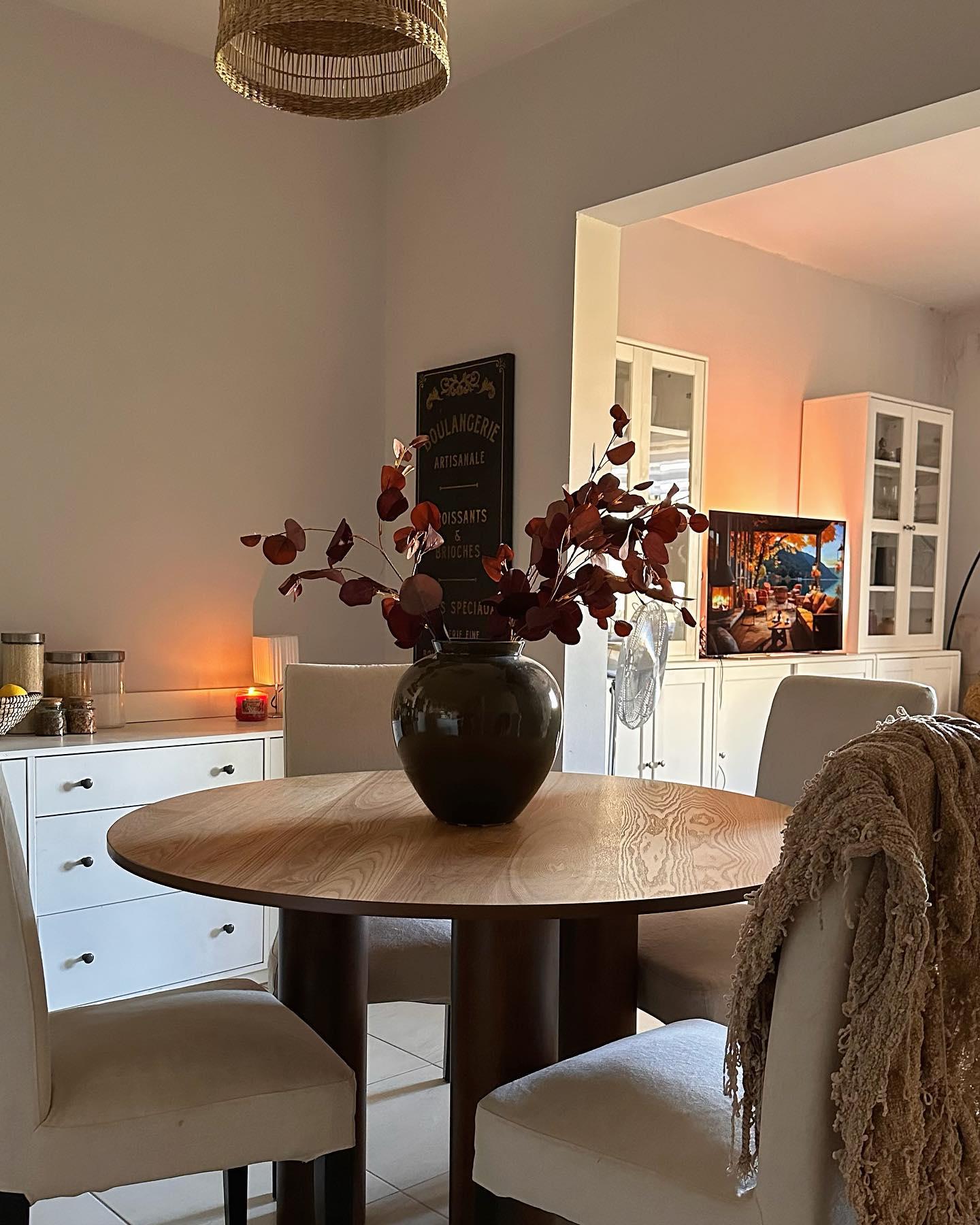 Eettafel ORIN Donker essenhout 120 cm 120 cm