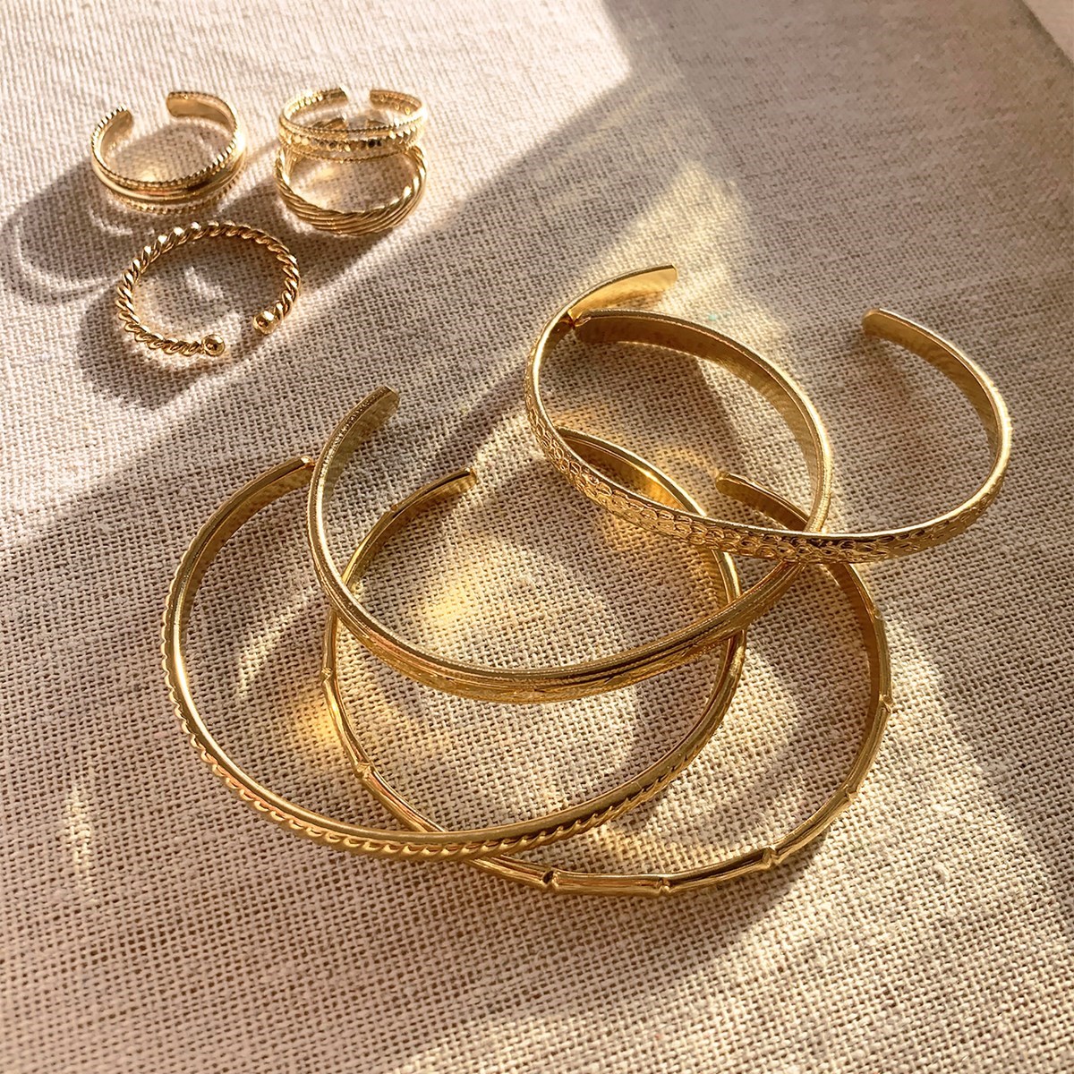 Jonc ajustable losange dorée à l'or fin 24K OLIVIA