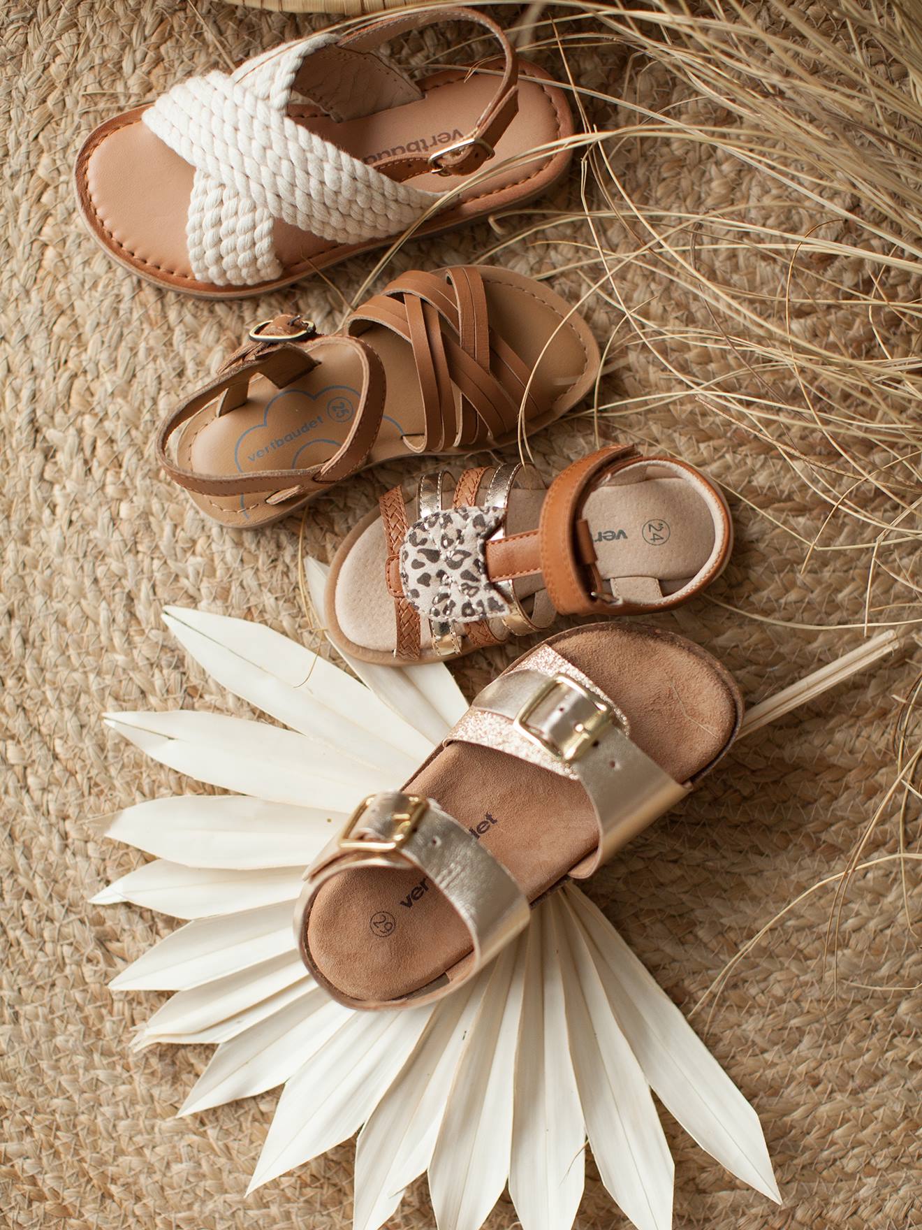 Sandálias acolchoadas de couro para meninas, verde médio, lisas