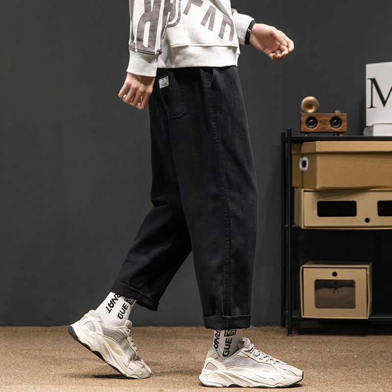 Priam - Mid Rise Plain Cropped Tapered Pants