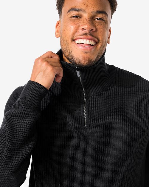 pull-over câblé pour hommes noir