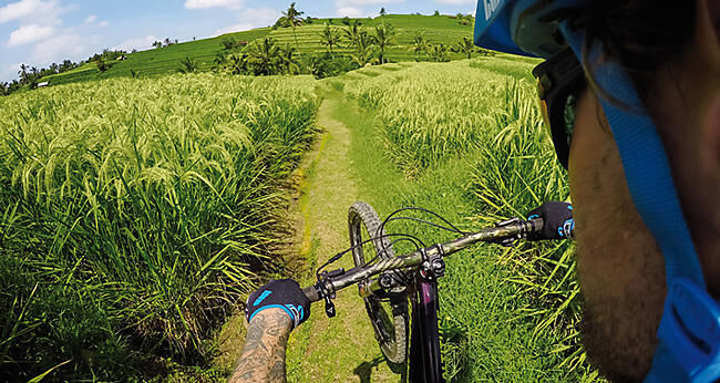 GOPRO - FIXATION FRONTALE ET LATERALE POUR CASQUE