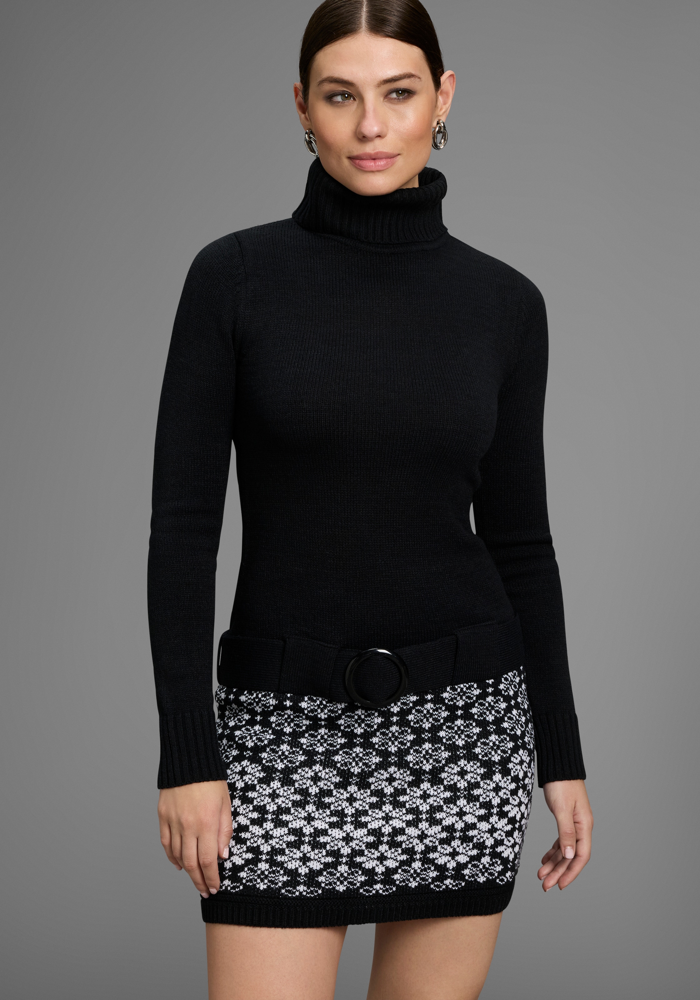 Melrose Strickkleid in enger Form, Mini-Länge mit Gürtel