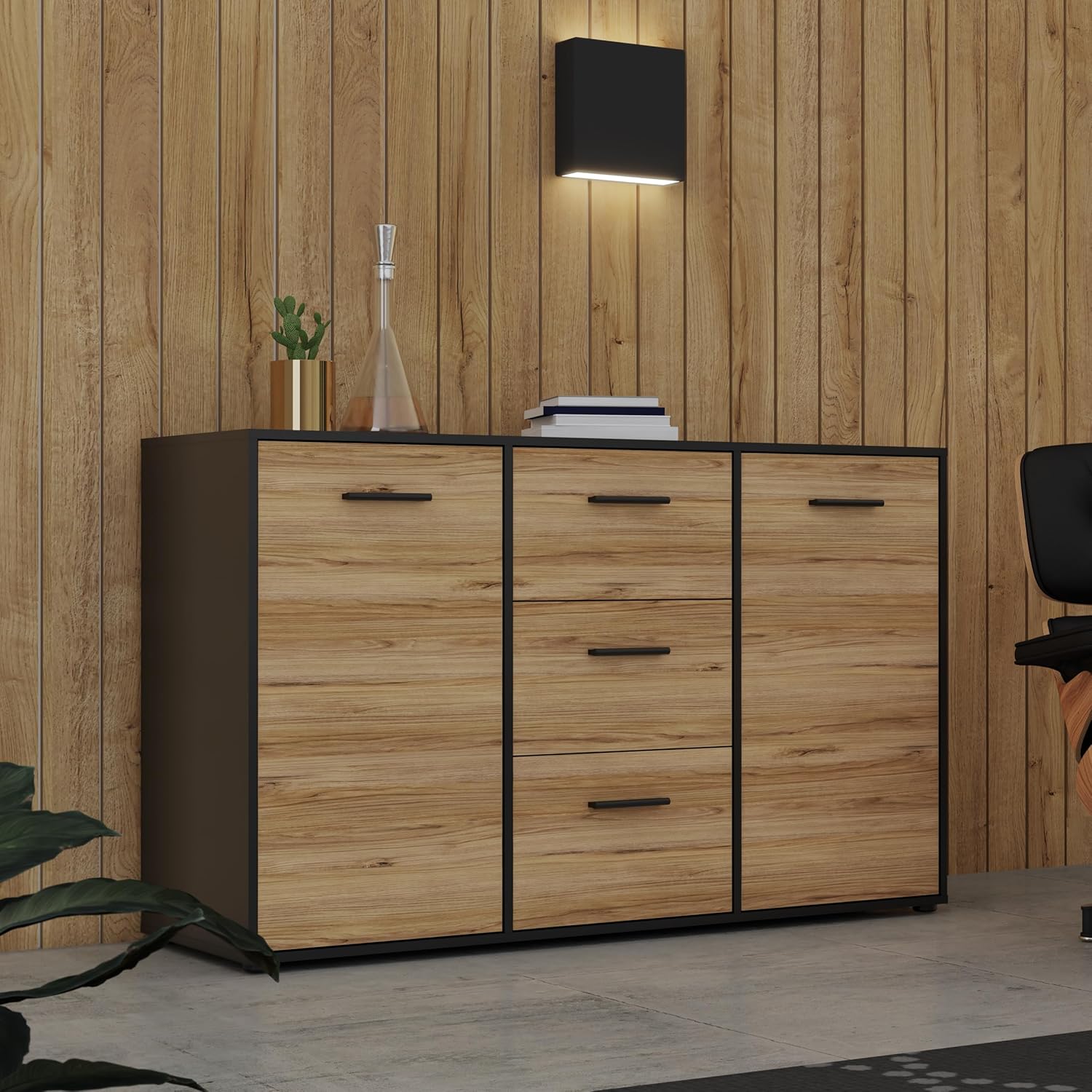 Forte MOKKARO Sideboard mit 3 Schubladen und 2 Türen, Holzwerkstoff, Catania Eiche/Schwarz, B x H x T: 141,2 x 84,9 x 42 cm