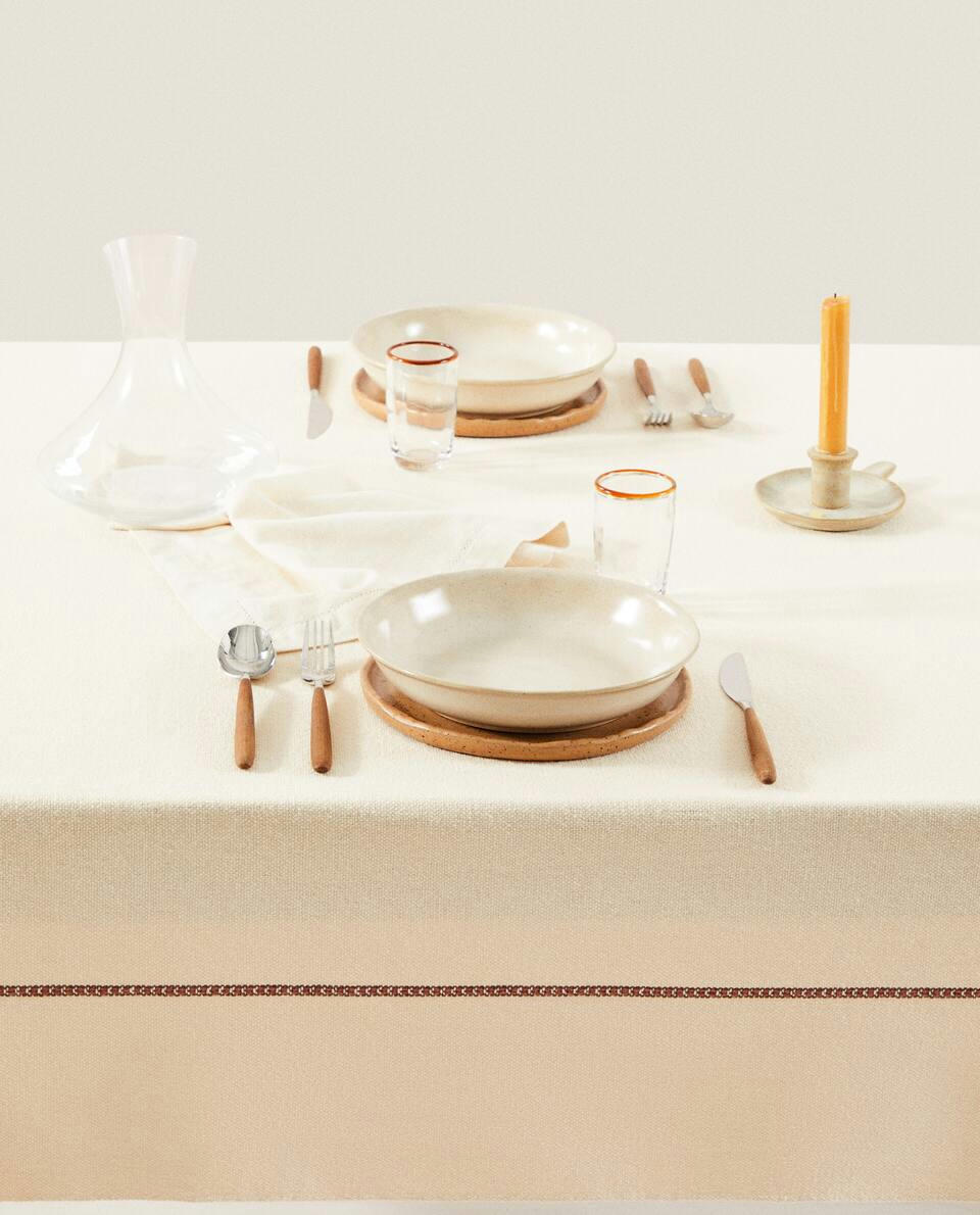 TOALHA DE MESA DE ALGODÃO COM BORDA