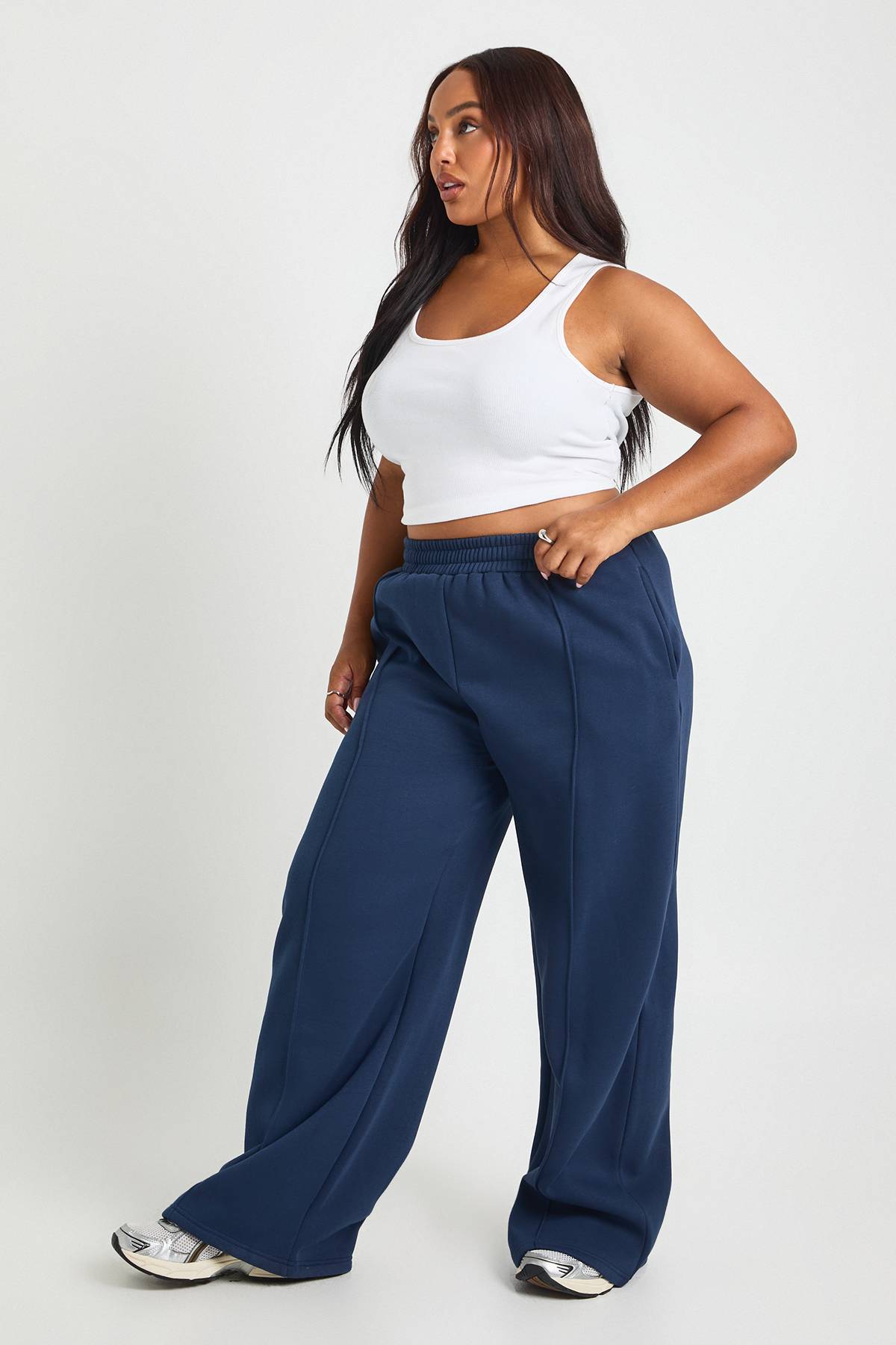 boohoo Jogger droit basique Plus Core avec détails pintuck