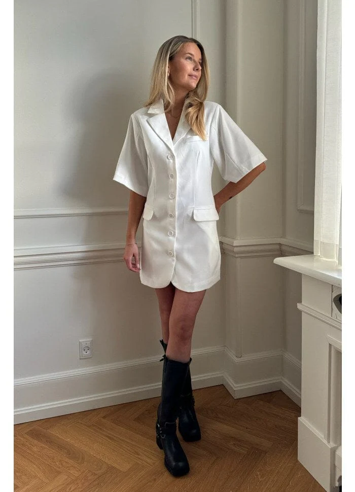BYIC Selmaic Blazer Dress w white