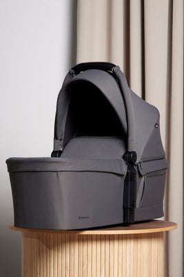 Beemoo Pro Twin 2 Søskenvogn inkl. Maxi-Cosi CabrioFix & Base, Mocha Grey