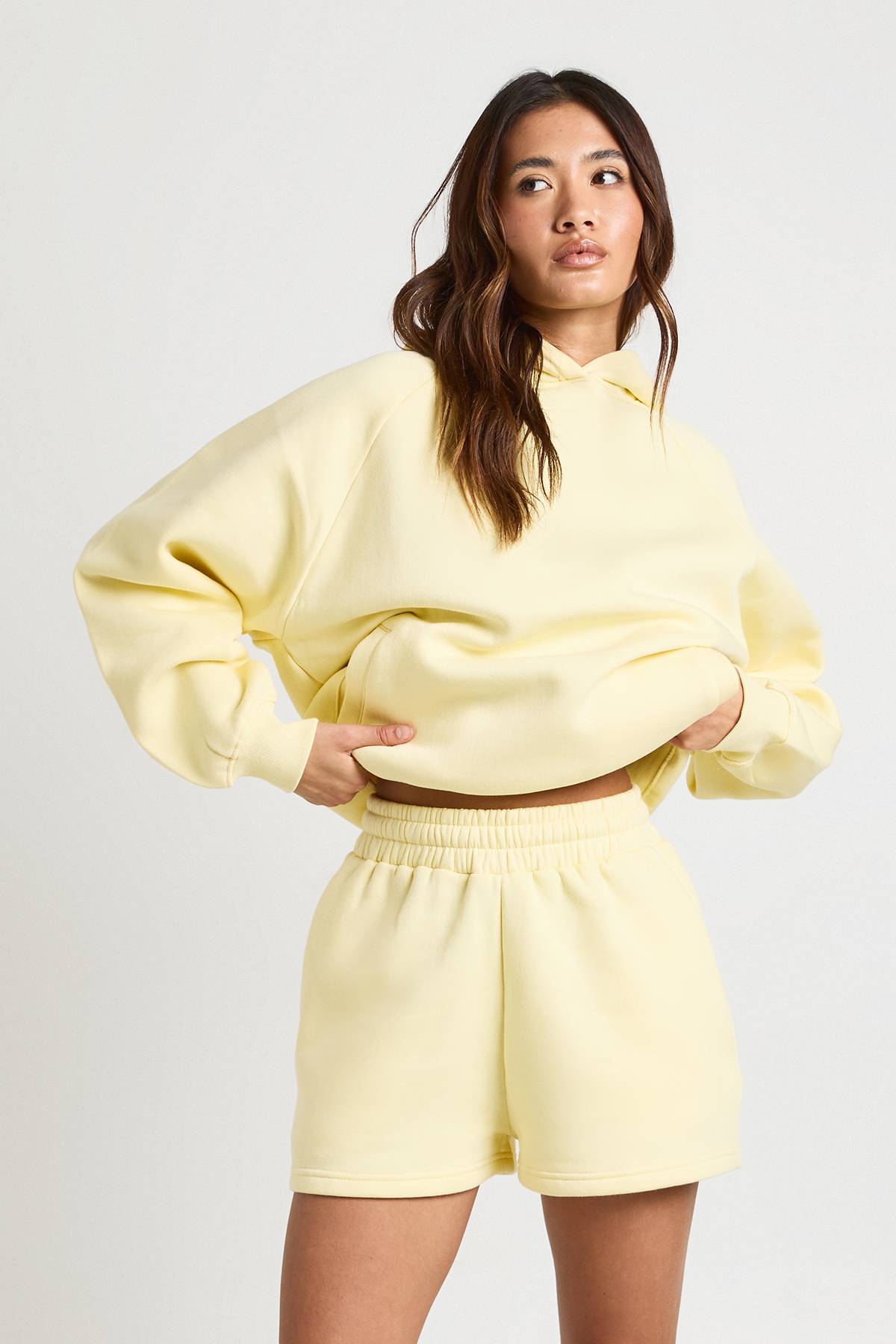 boohoo Short Molletonné Taille Haute Avec Cordon De Serrage Interne