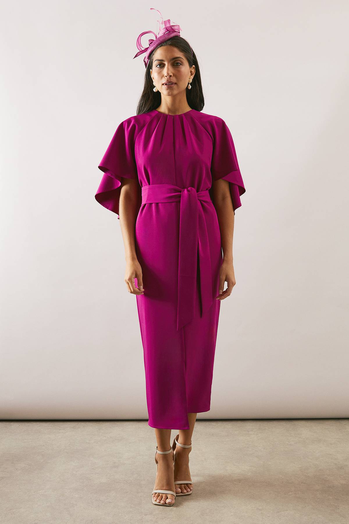 Wallis Robe Crayon Ceinturée À Cape Tissée