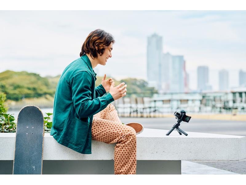 Sony Fotokamera ZV-1 II Kompakte und vielseitige Vlog-Kamera mit Weitwinkel-Zoomobjektiv