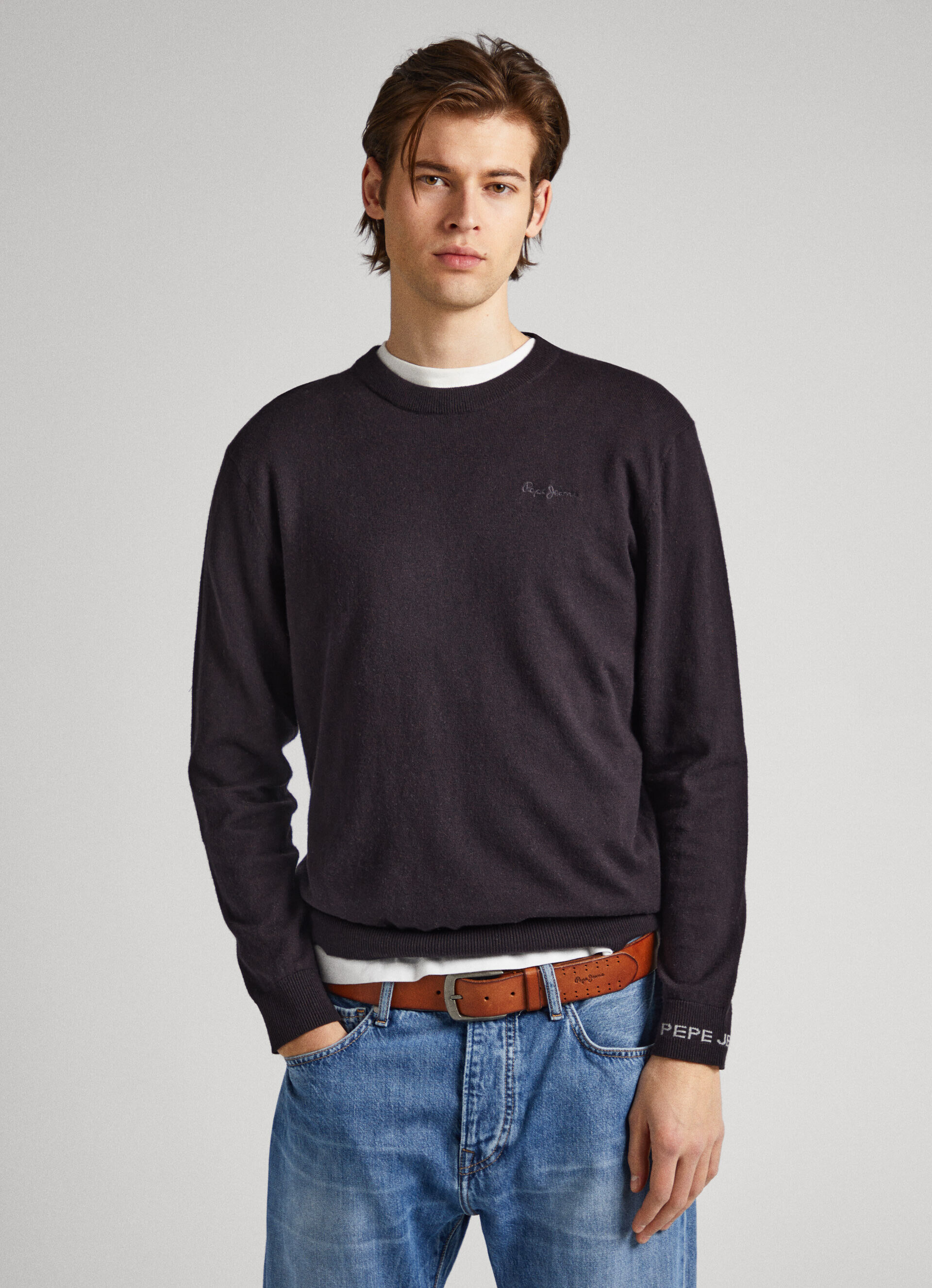 CAMISETA DE GOLA REDONDA - preta lavada