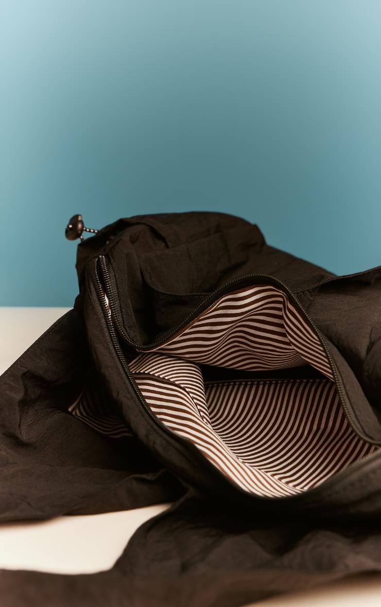 Noir Sac À Bandoulière En Nylon Avec Cordon De Serrage