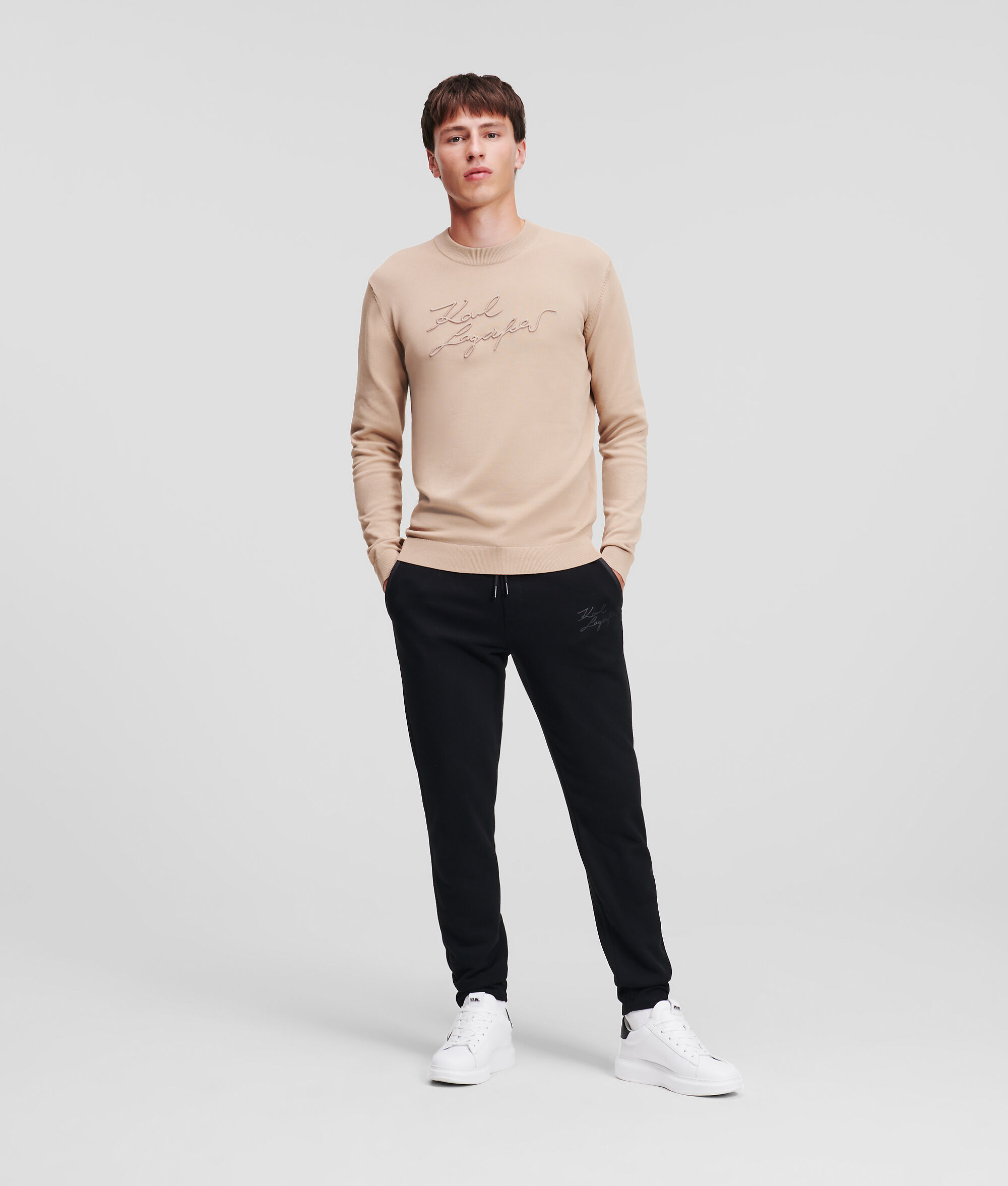 Pull à logo en tricot