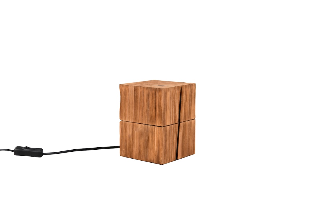 TRIO Retrofit LED Tischlampe TREASURE 12 x 12 cm naturfarbig