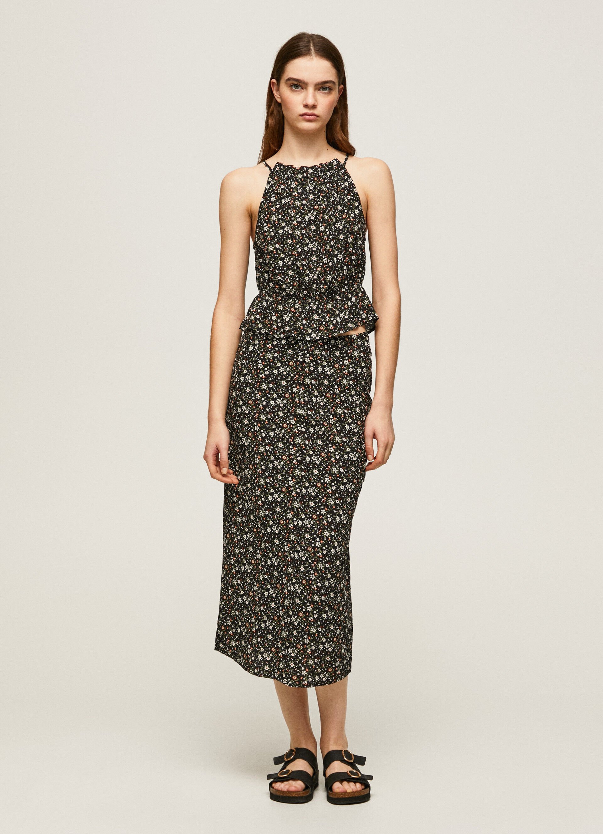 SAIA COM ESTAMPA FLORAL - multicolorida
