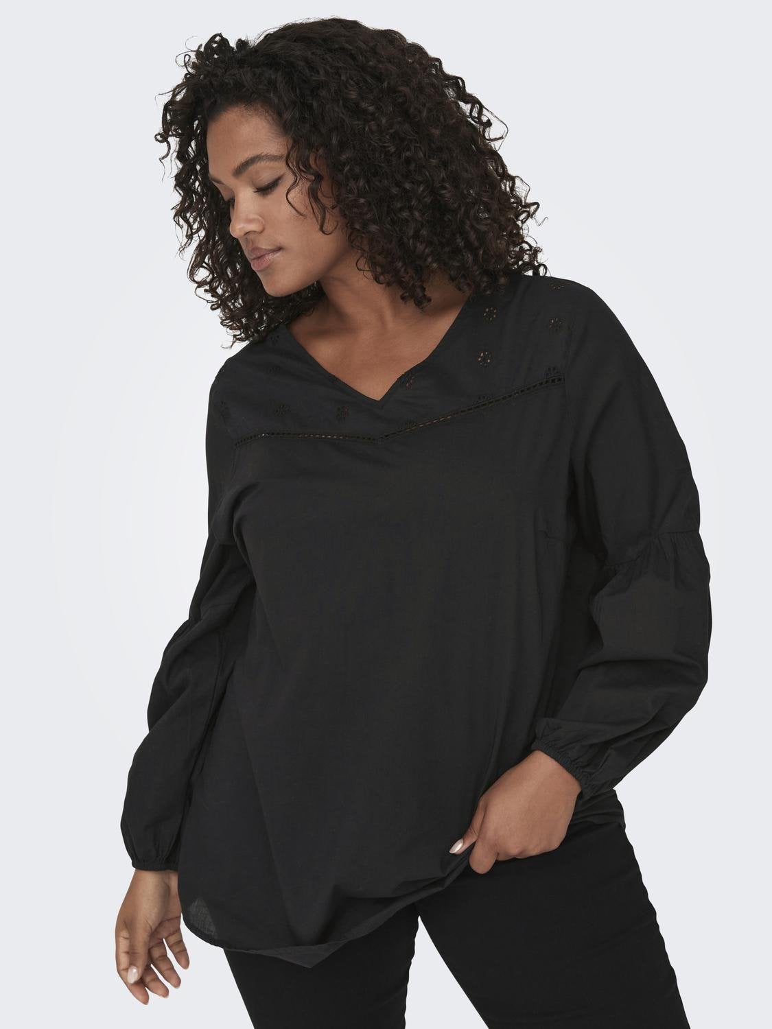 CARCHALINOS Top Black