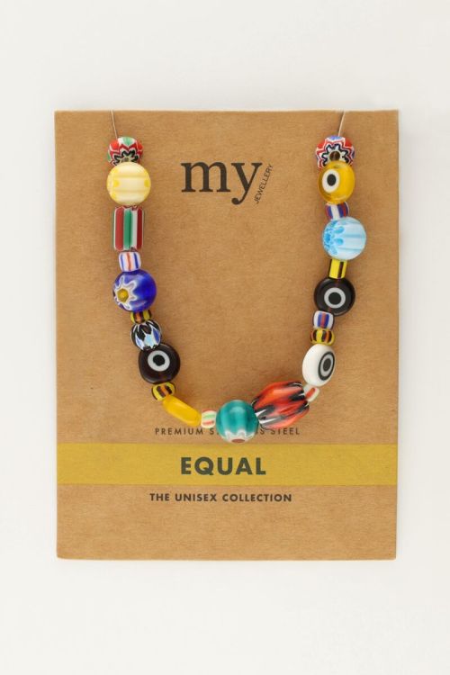 Equal ketting met gekleurde glaskralen