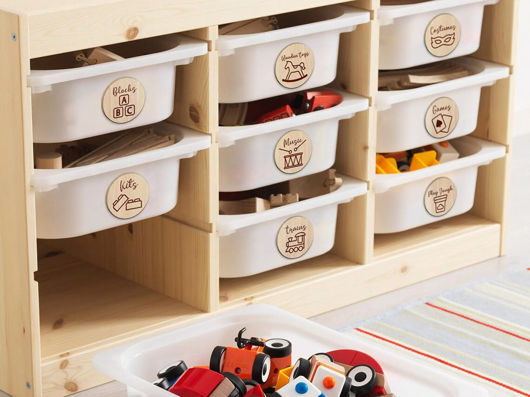 (16er Set) Selbstklebende Holz Schilder Organzier Etiketten Spielzeug Kennzeichnung mit Gravur für Kinderzimmer - Braun