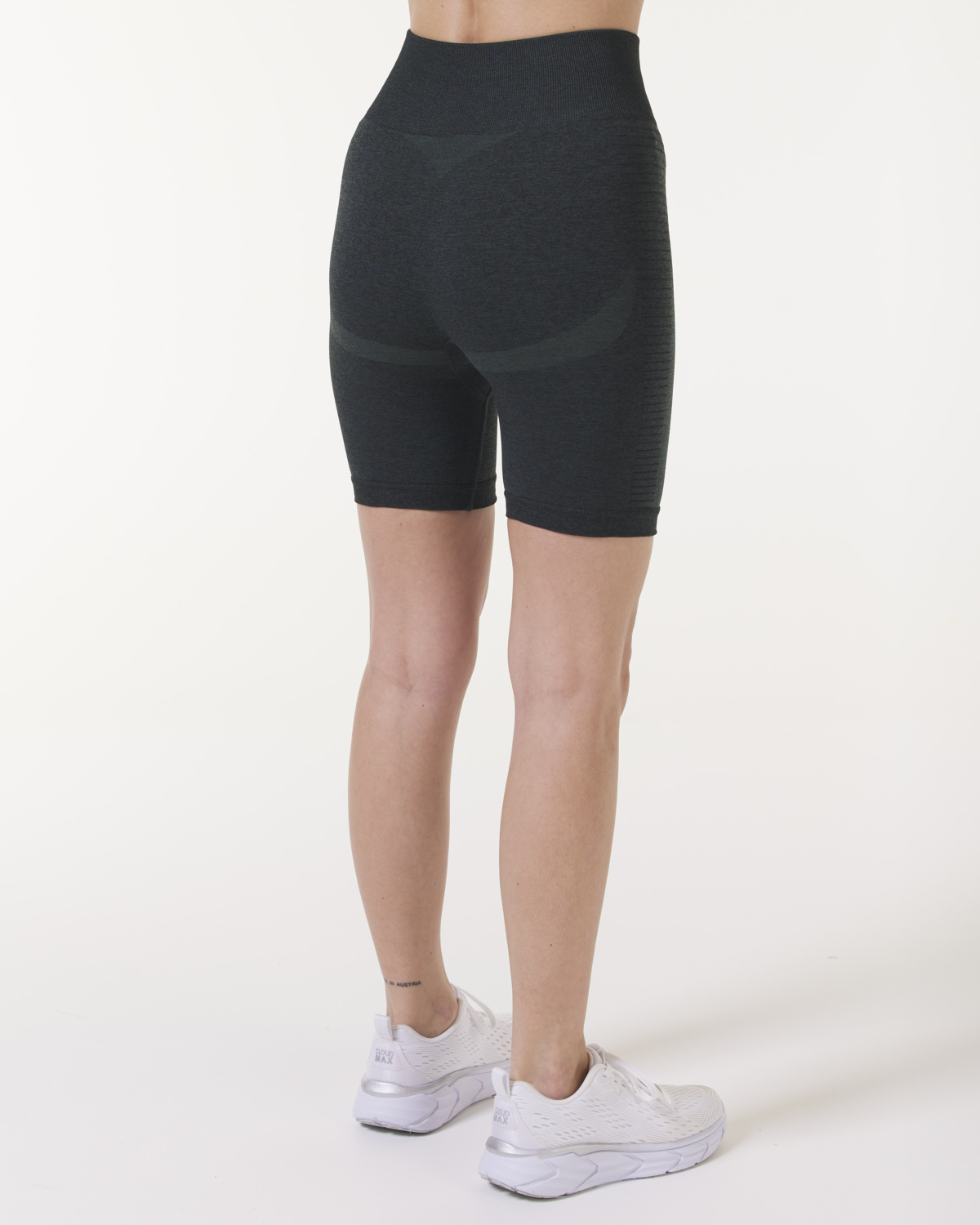 LEVITY Solar Seamless Shorts Green Melange