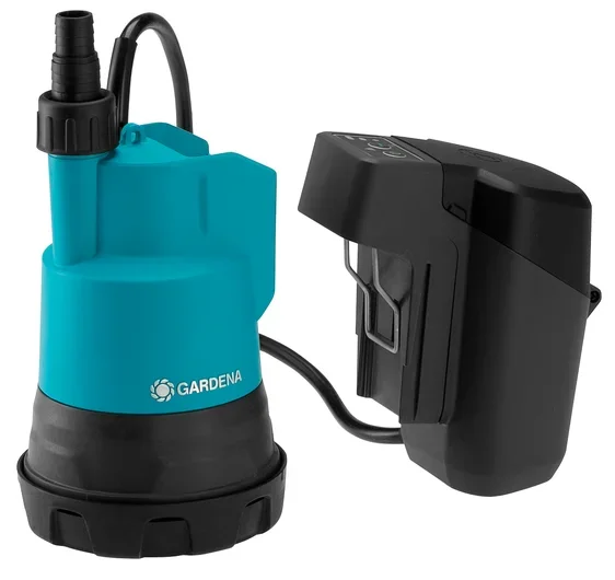 Gardena Battery-powered submersible pump for clean water 2000/2 18V, set.
