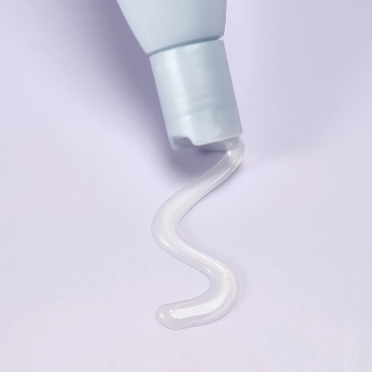 RENU Smoothing Shampoo