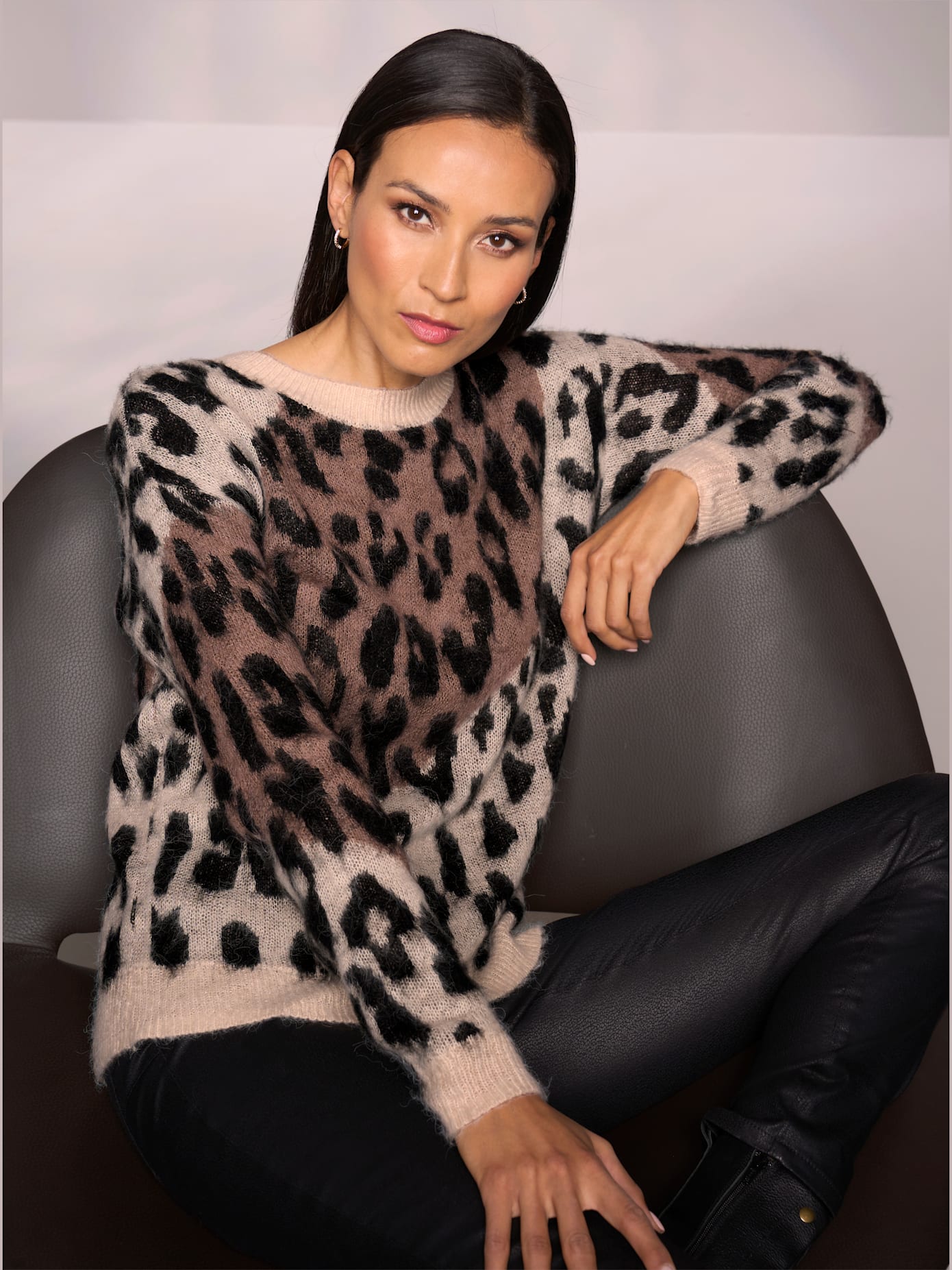 Pull coupe décontractée aux épaules