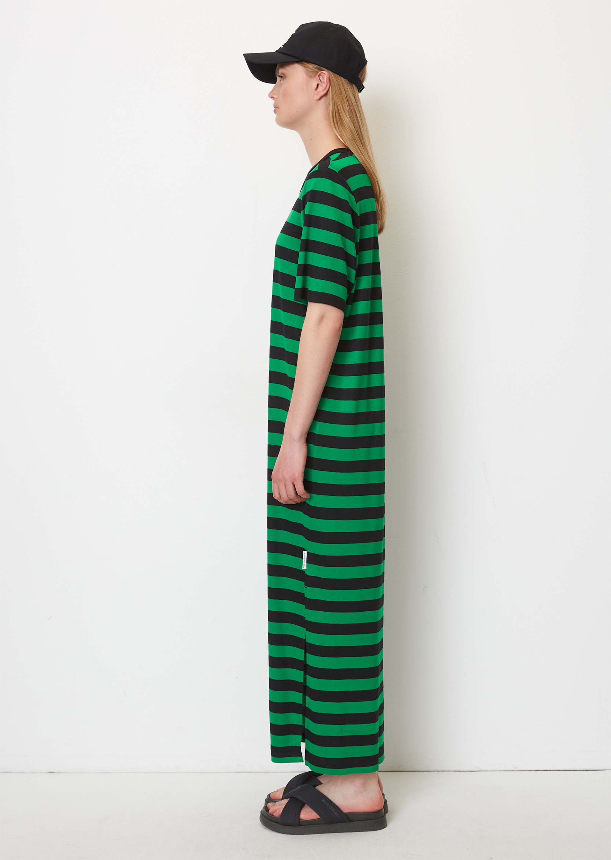 Ringel-Jersey-Kleid aus LENZING™ ECOVERO™
