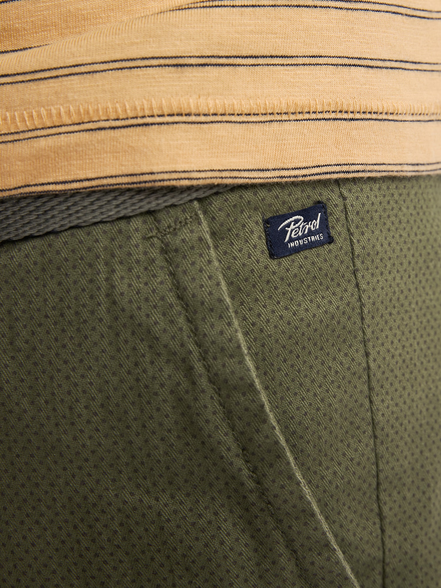 Petrol Industries Chinoshorts  Sommerhose mit Gürtel