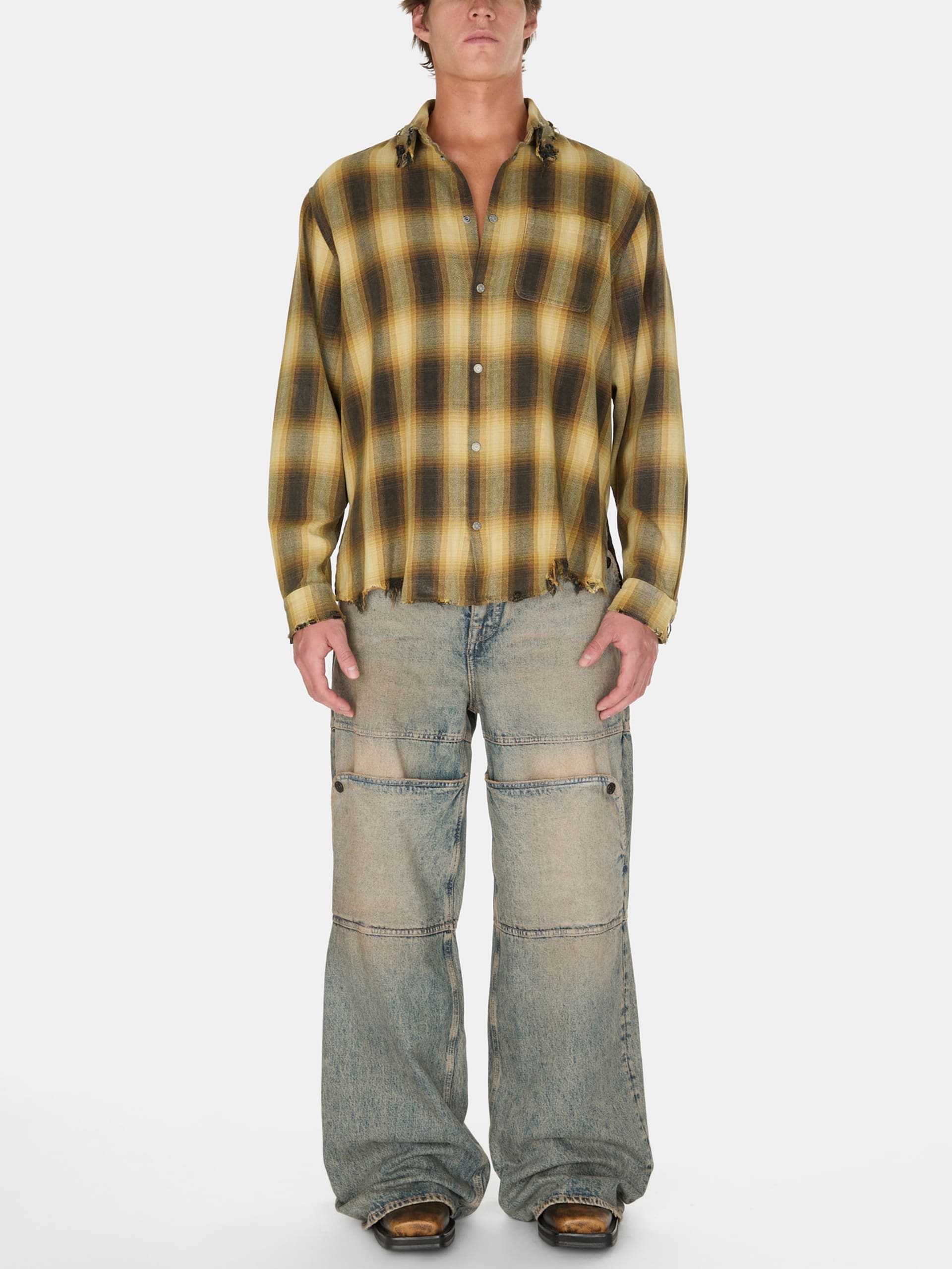 camisa de flanela desgastada