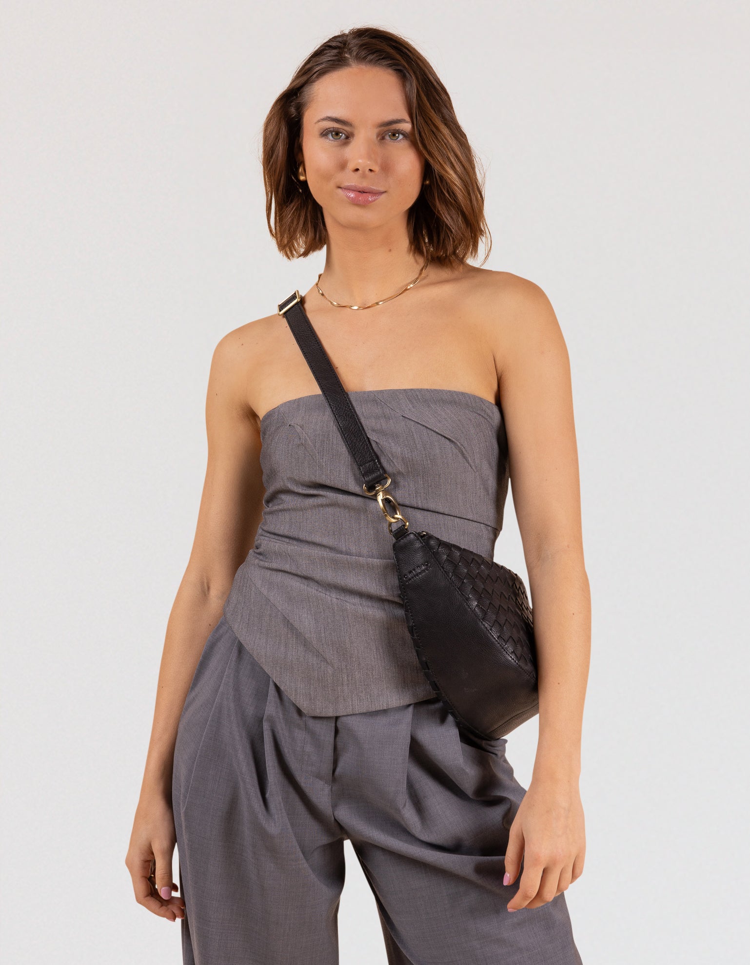 Leo - Black Woven Soft Grain Leather