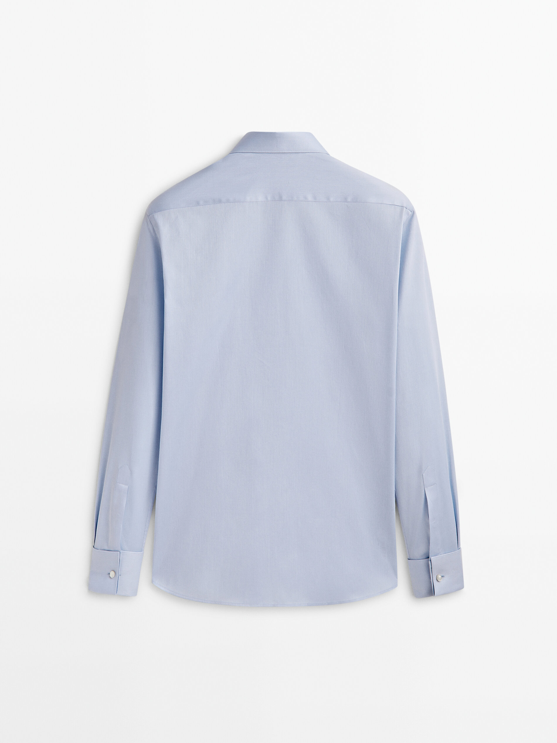 Camisa de corte regular com punho duplo - AZUL CLARO