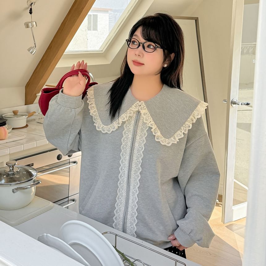 Tripoly - Plus-size kraagjasje met kant en rits