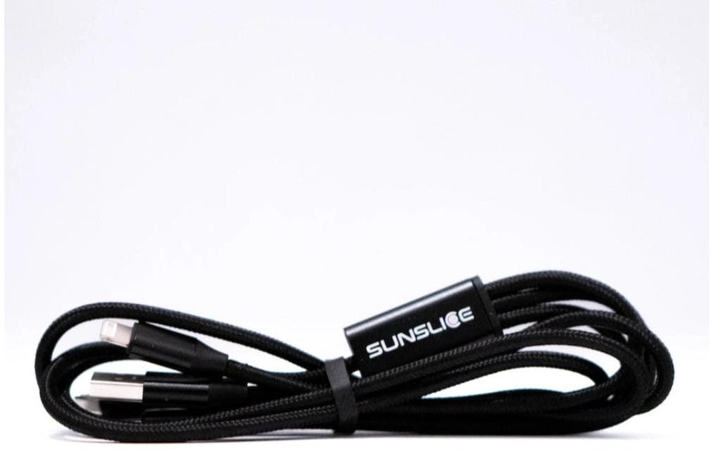 Trident Kabel USB - Lightning/Micro-USB A/USB C 1 m3-in-1 Ladekabel mit USB-C, Lightning und Micro-USB Anschlüssen