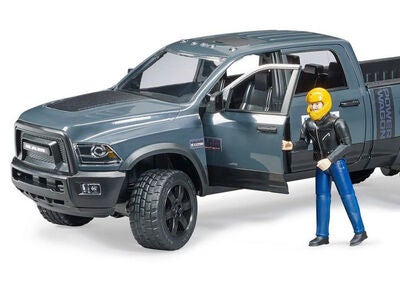 Bruder RAM 2500 Power Wagon Inkl. Tilhenger Med BRUDER Roadster Racing Team
