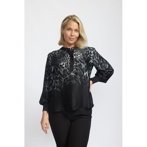 2-Biz Sole Bluse, Black Leo, XL
