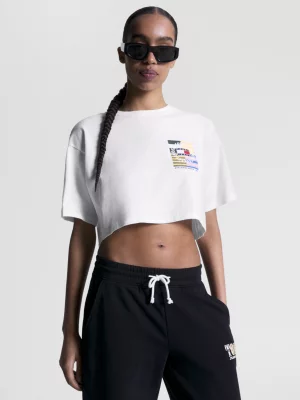 Camiseta cropped oversized com logo nas costas