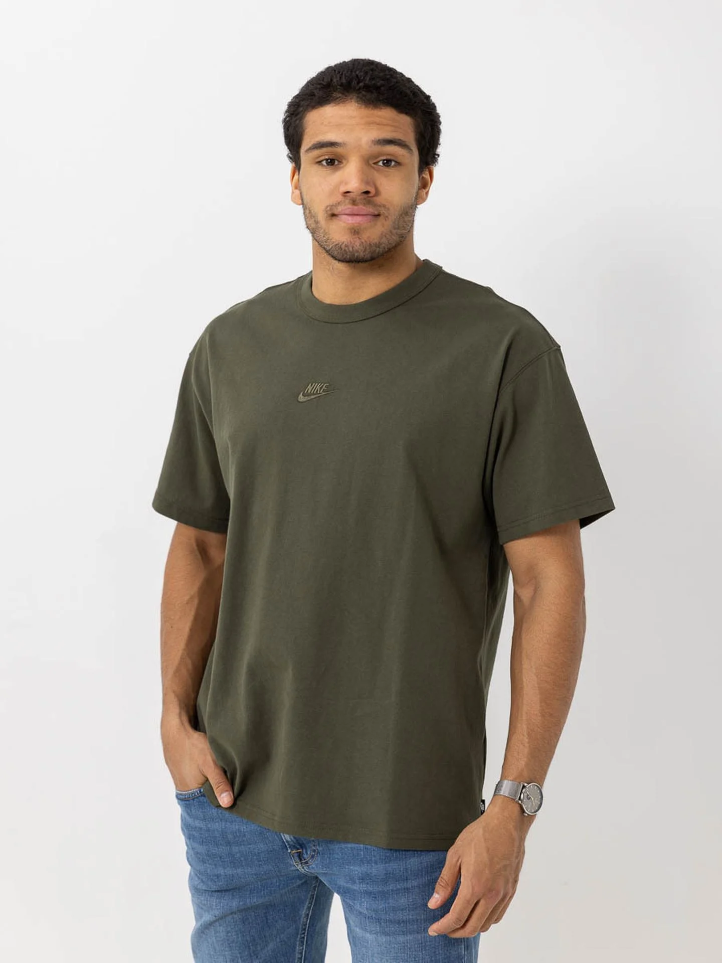 Sportswear Premium Essential Sust Tee
