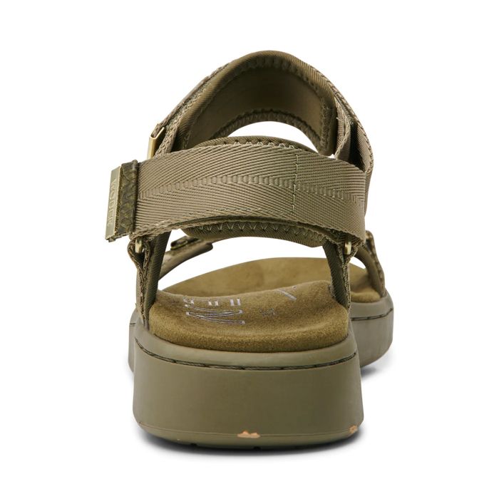 Line Sandal
