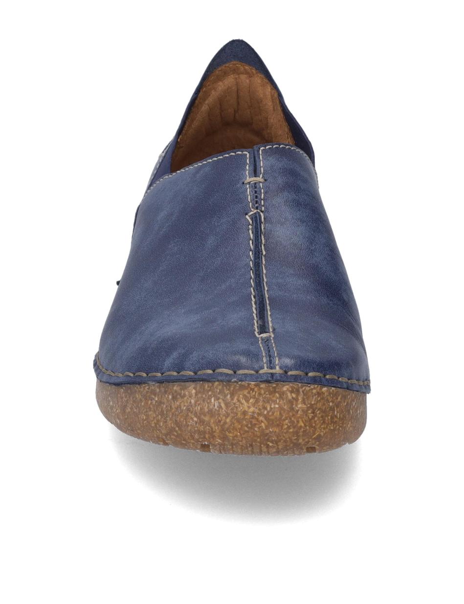 Slipper Fergey 69, ocean