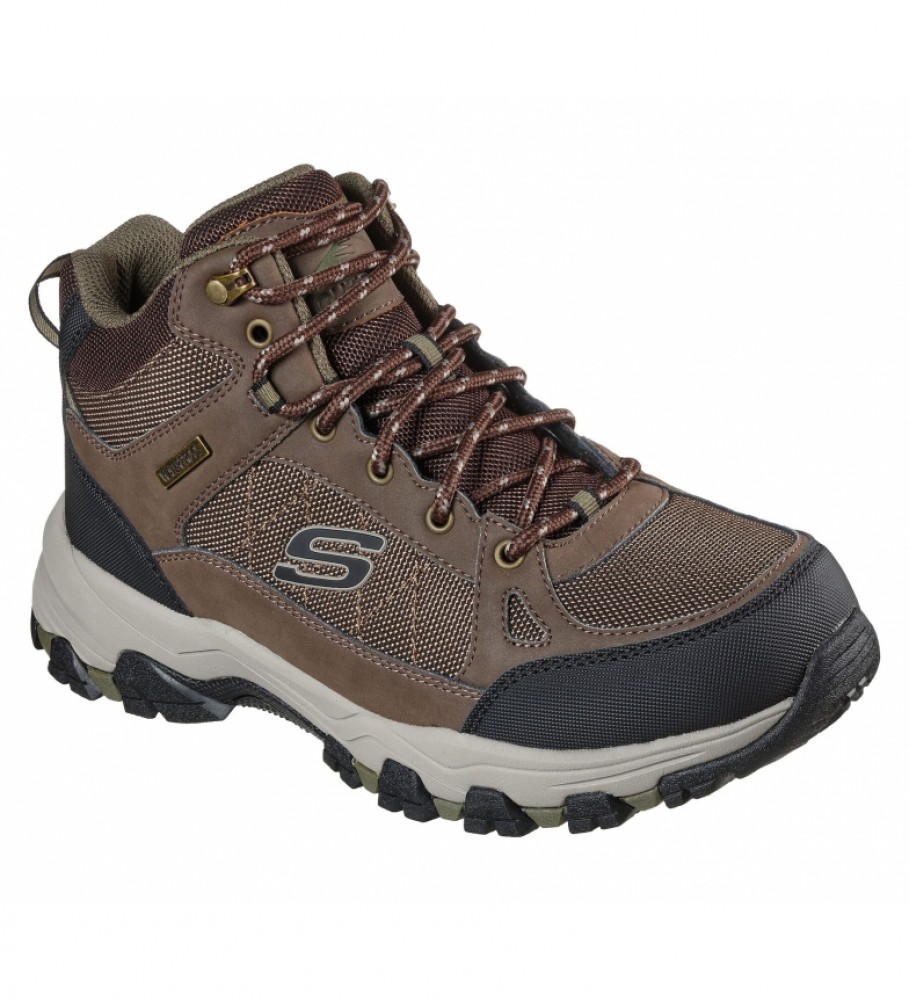 Tênis de corrida de trilha Skechers Selmen Melano marrom, ajuste relaxado