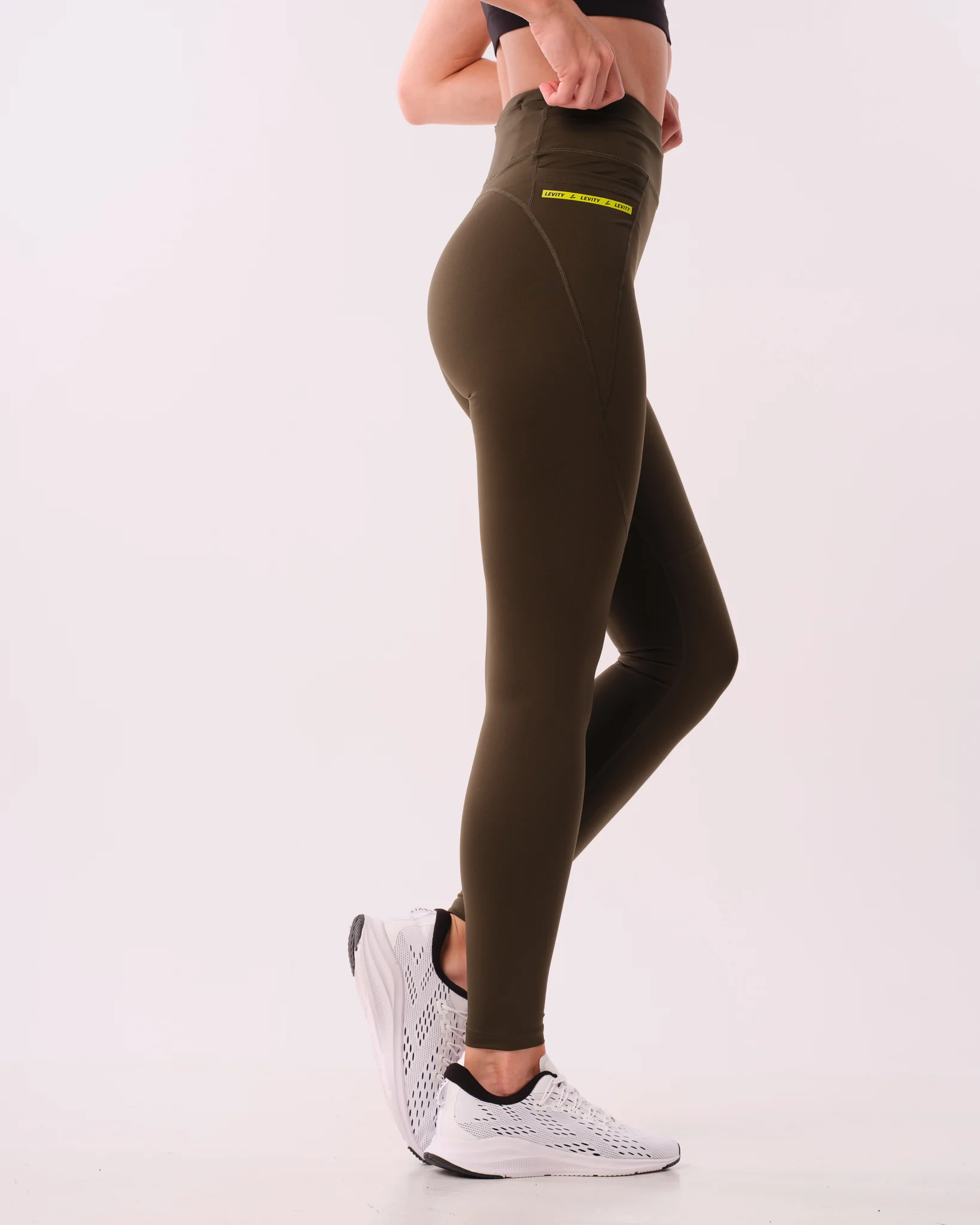 LEVITY Conquer Running Pocket Tights Green Forest