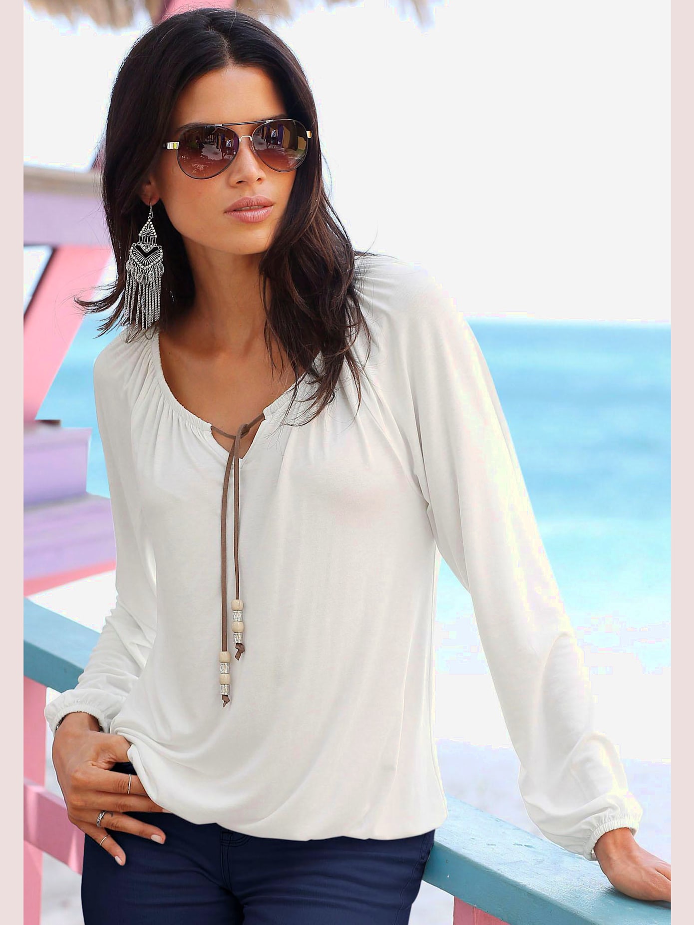 T-shirt de plage lien à nouer à l'encolure élastiquée