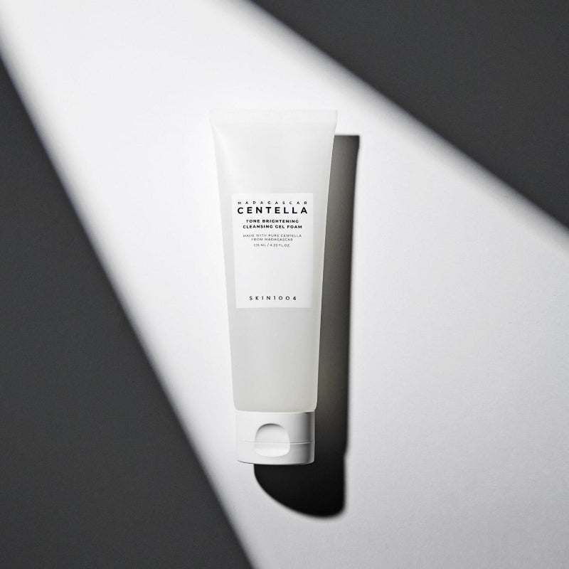 Madagascar Centella Tone Brightening Cleansing Gel Foam