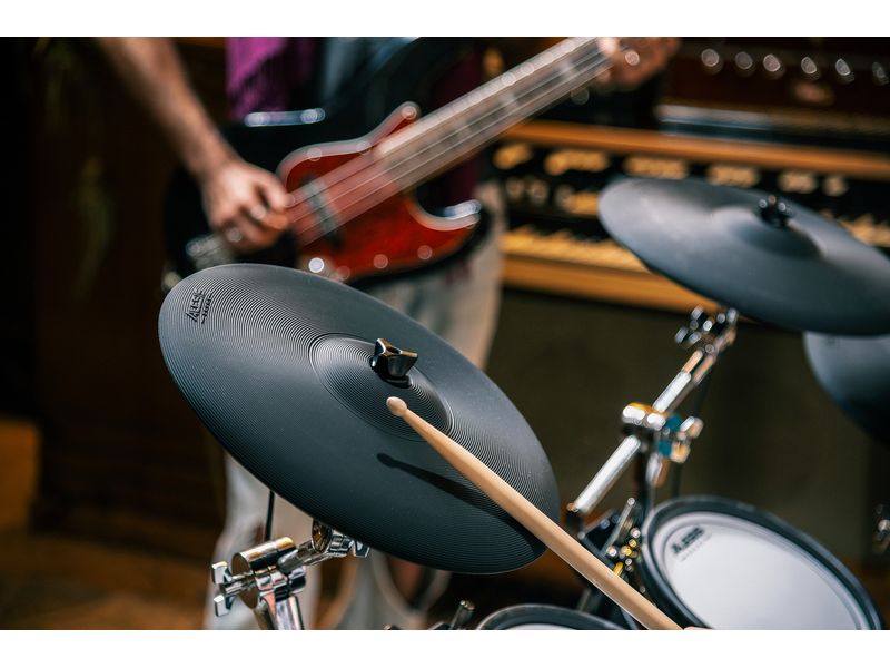 Alesis E-Drum Strata Core 9-teiliges E-Drum-Set