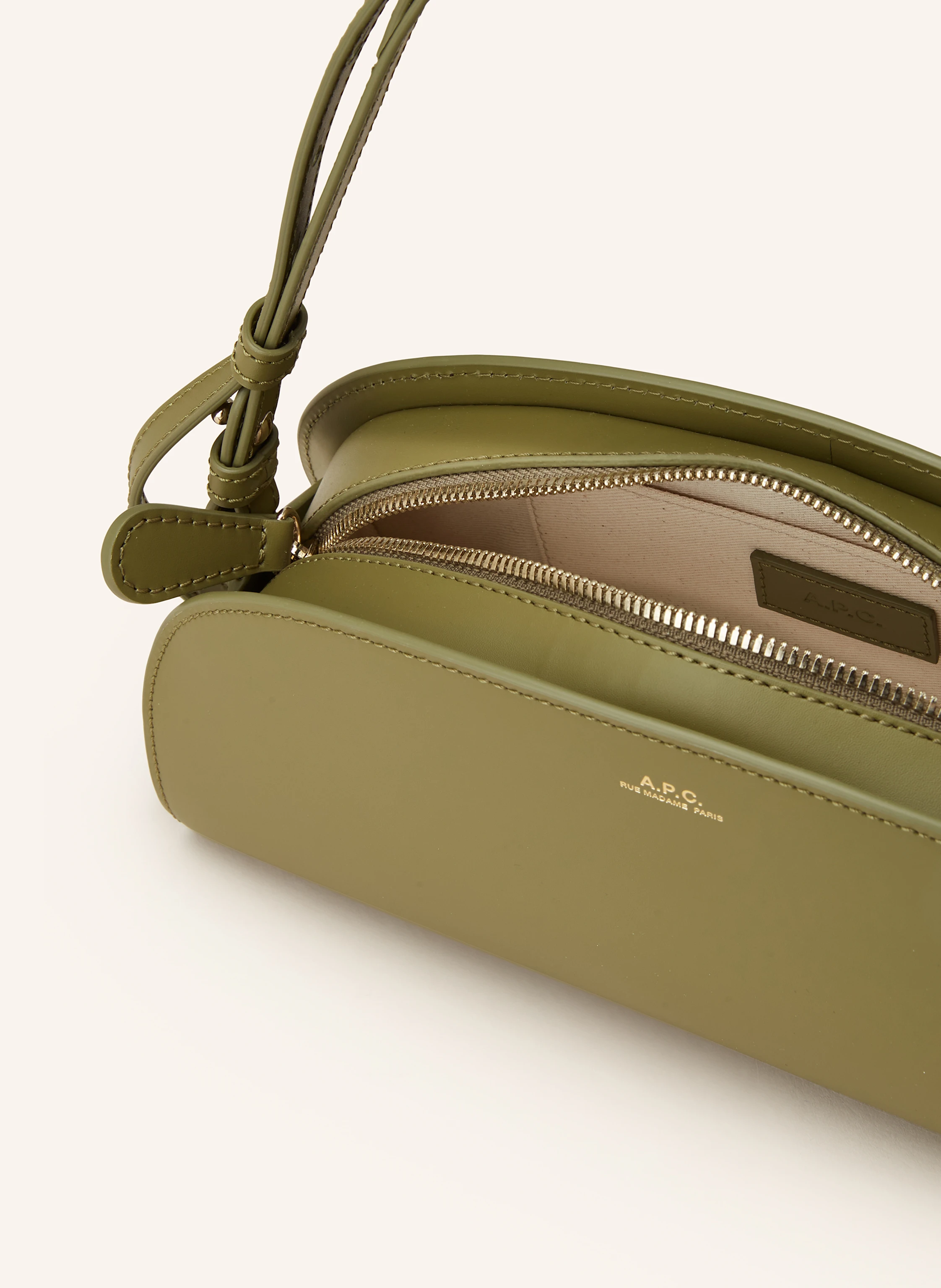A.P.C. Schultertasche DEMI-LUNE