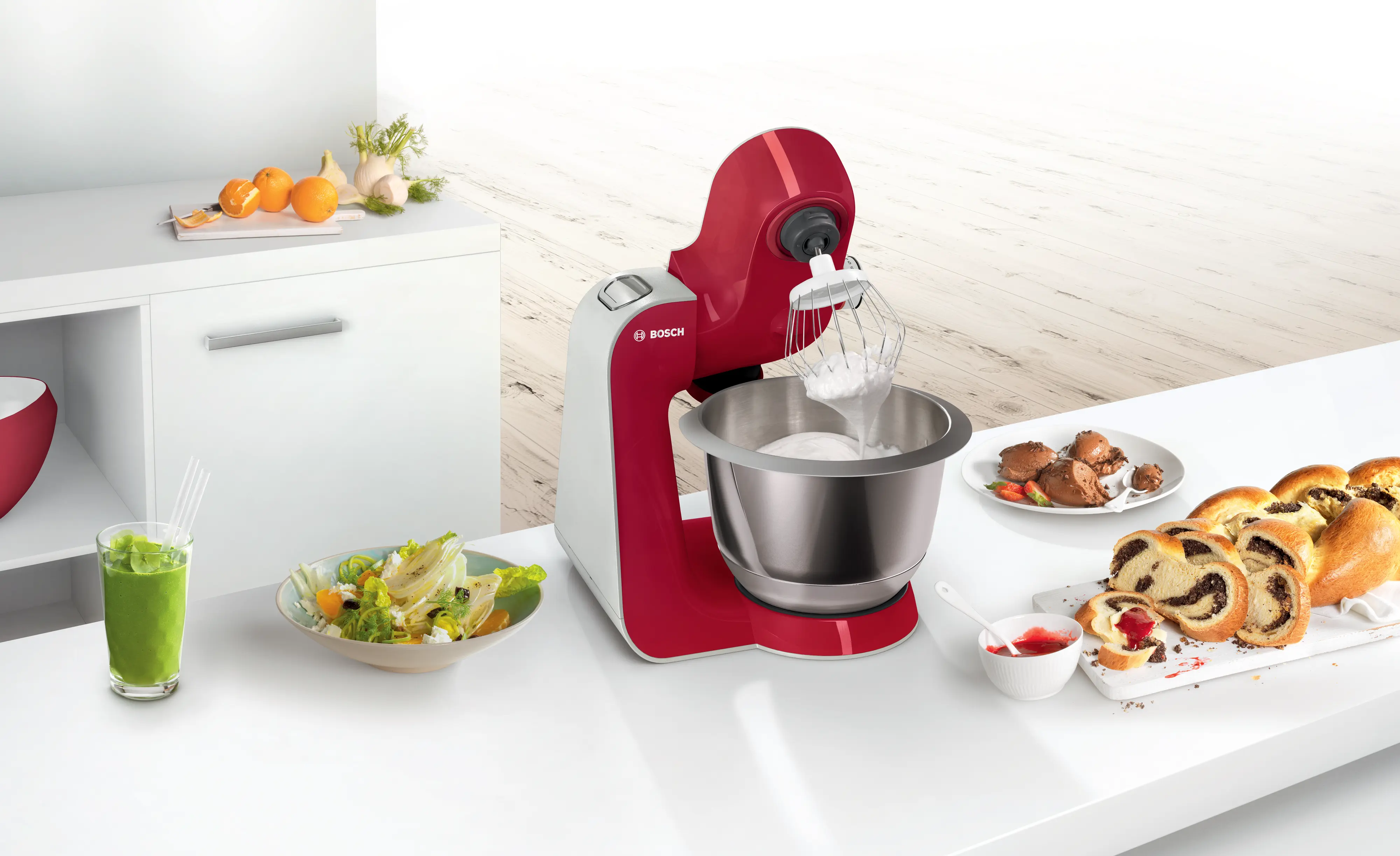 Serie 4 Keukenmachine MUM 5 1000 W Rood, Zilver