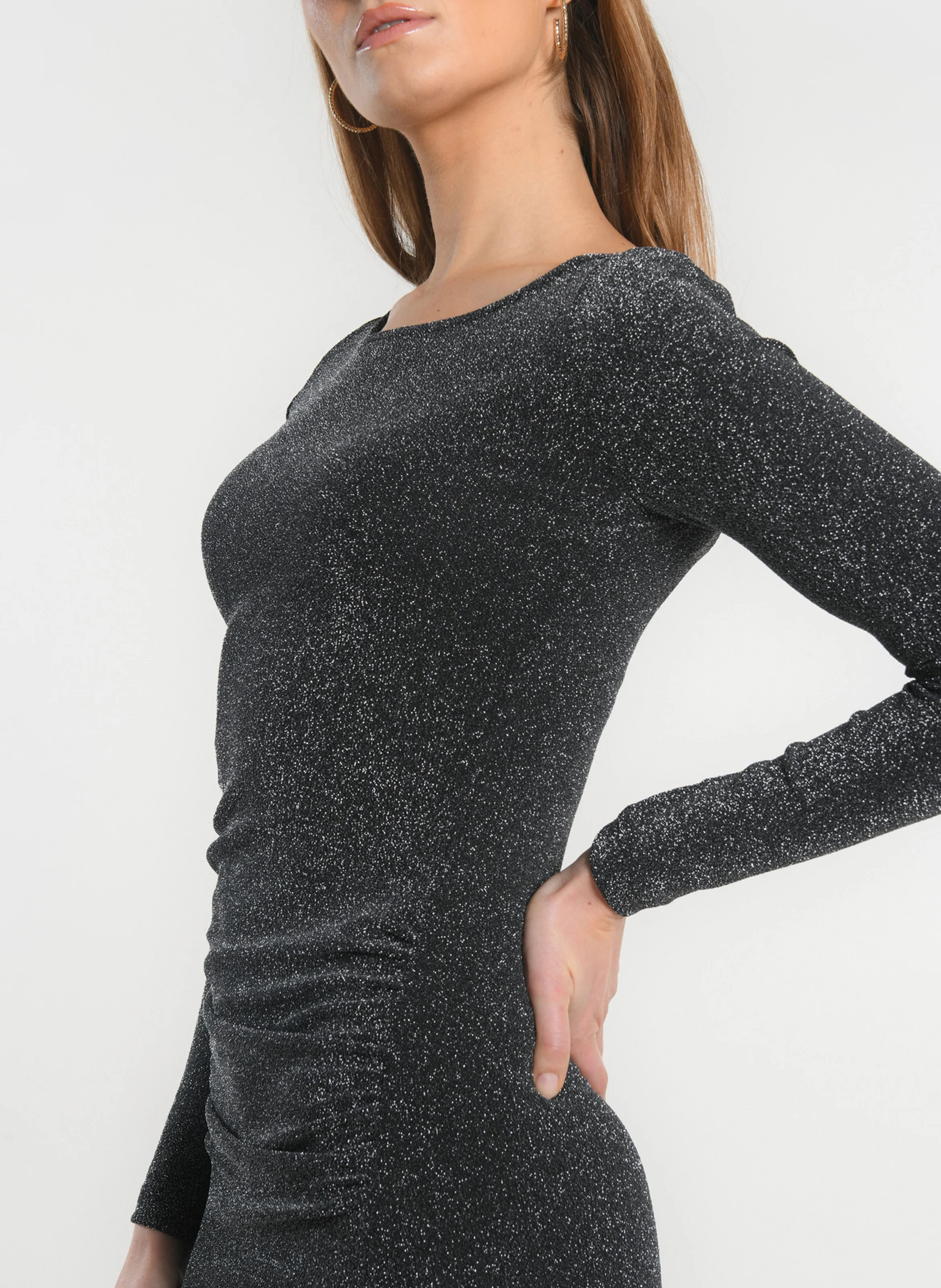 SAYA - Robe courte col rond scintillante | Gris
